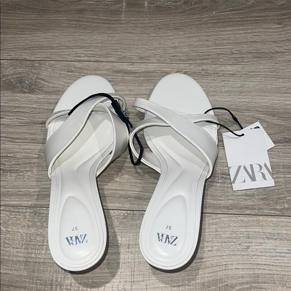 Zara white kitten heels NWT - Picture 2 of 5